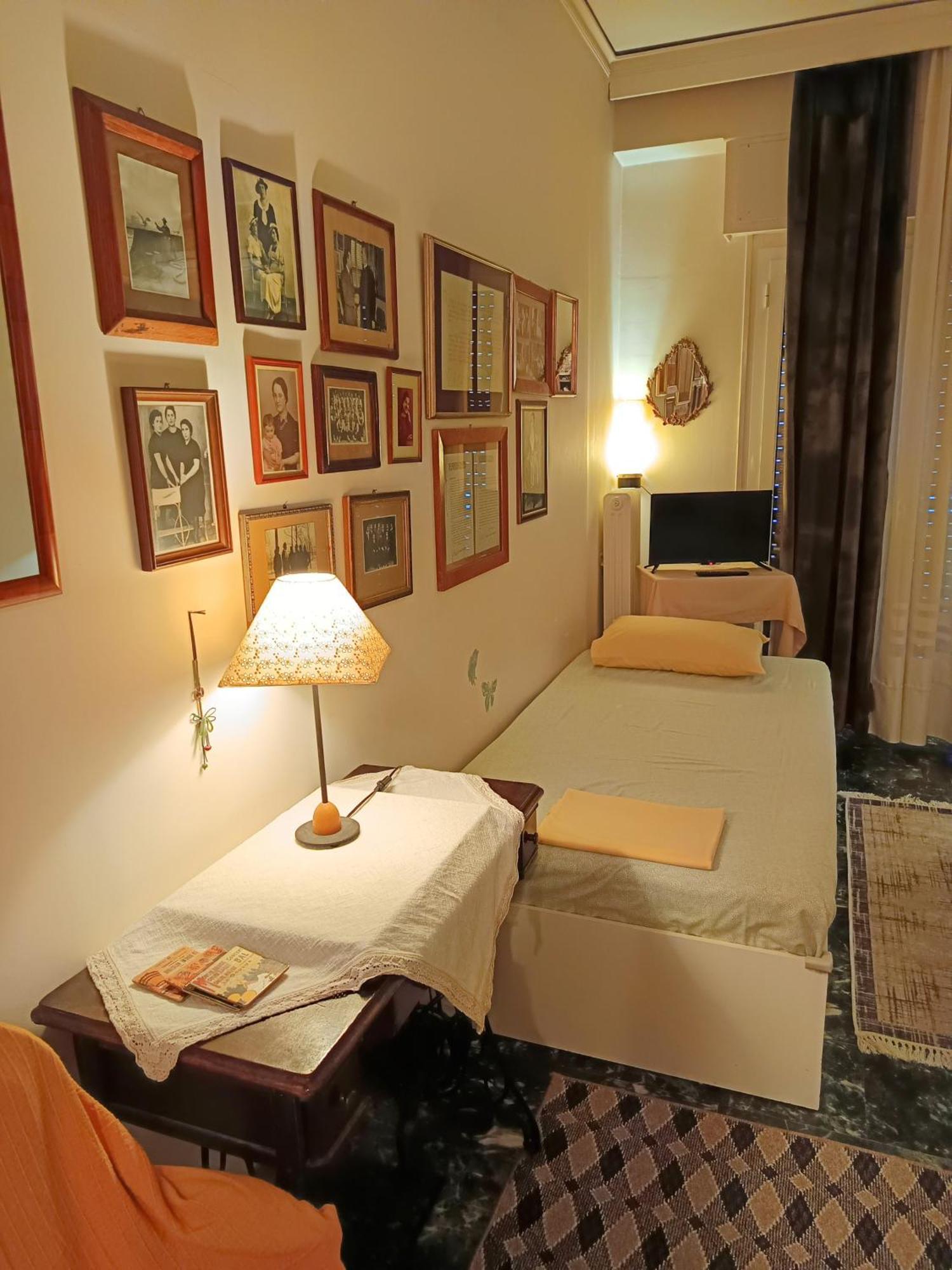 Chryssa - Χρυσα Apartment Patras Bagian luar foto