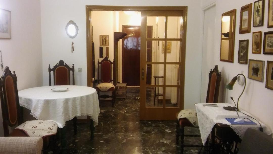 Chryssa - Χρυσα Apartment Patras Bagian luar foto