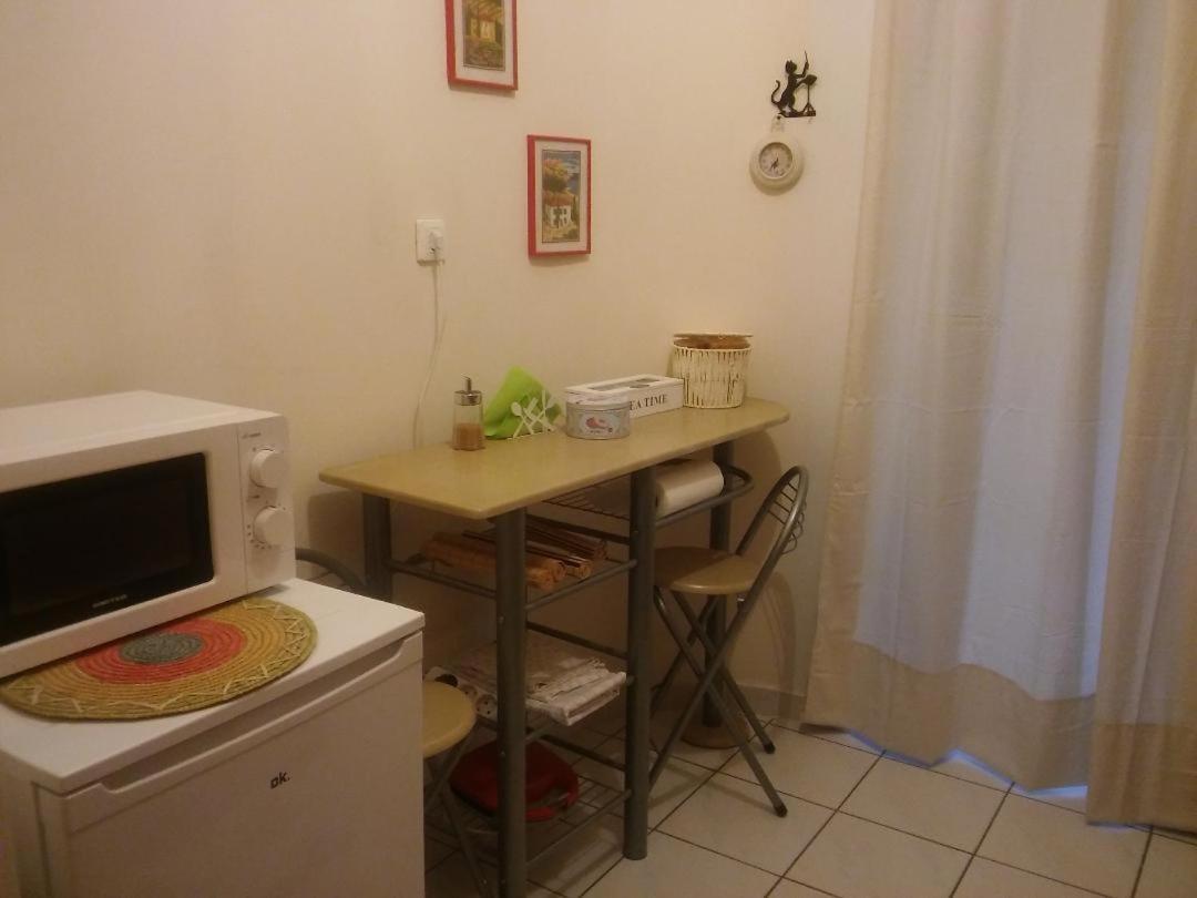 Chryssa - Χρυσα Apartment Patras Bagian luar foto